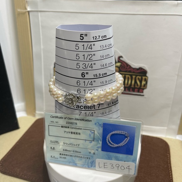 Akoya Bracelet size 6.0-6.5 mm.17.8 cm or 63/4 inches.